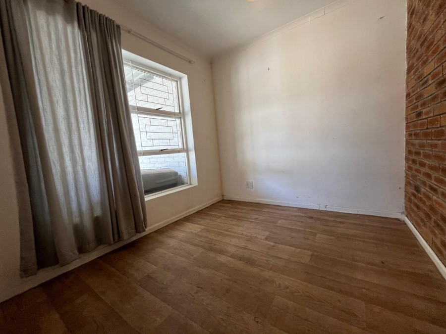 2 Bedroom Property for Sale in Table View Western Cape